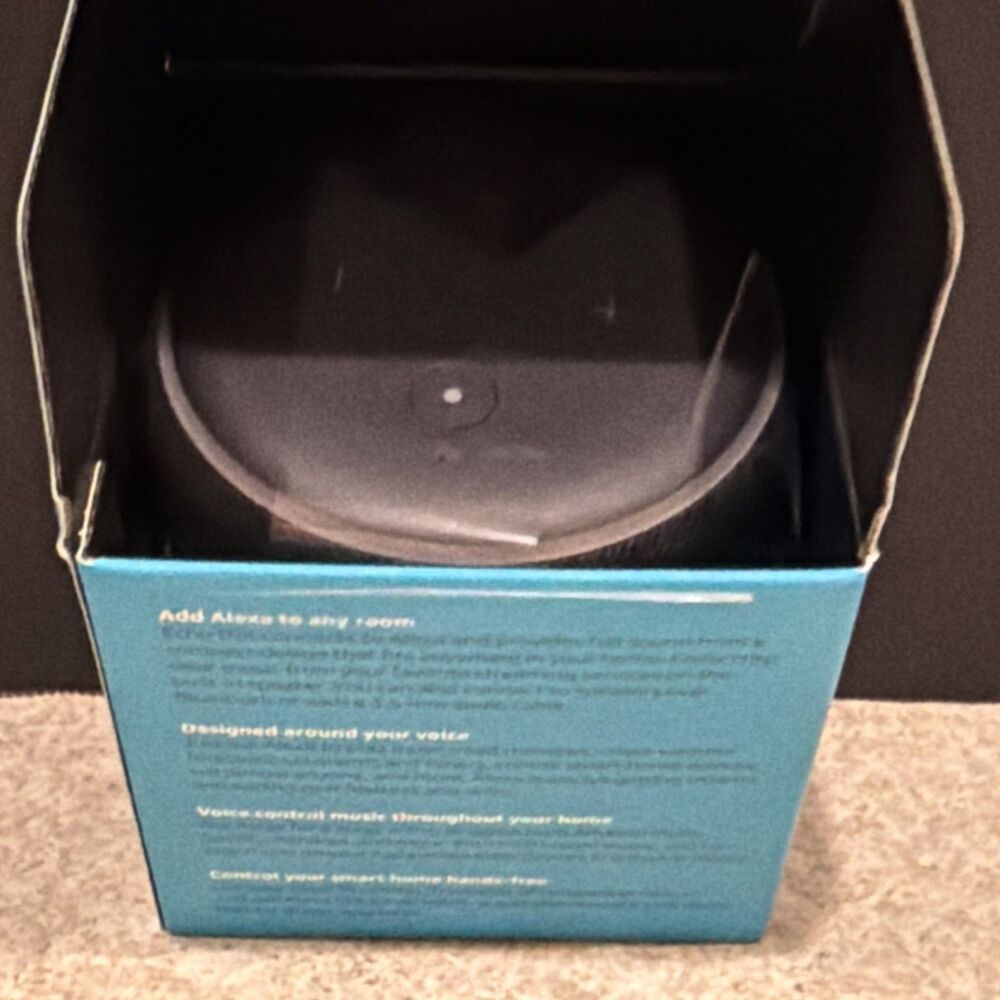 New-Amazon-Echo Dot-Charcoal-3rd Gen- W/ Alexa Voice Control-Free Shipping!!!!!! - Picture 4 of 5